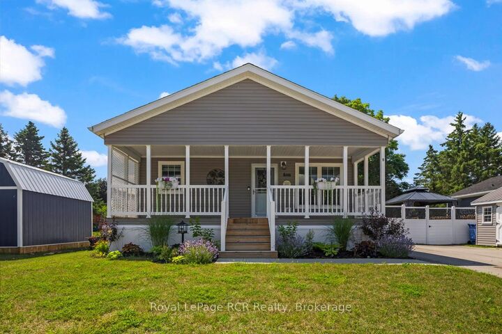 206 Spruce Drive — photo 1