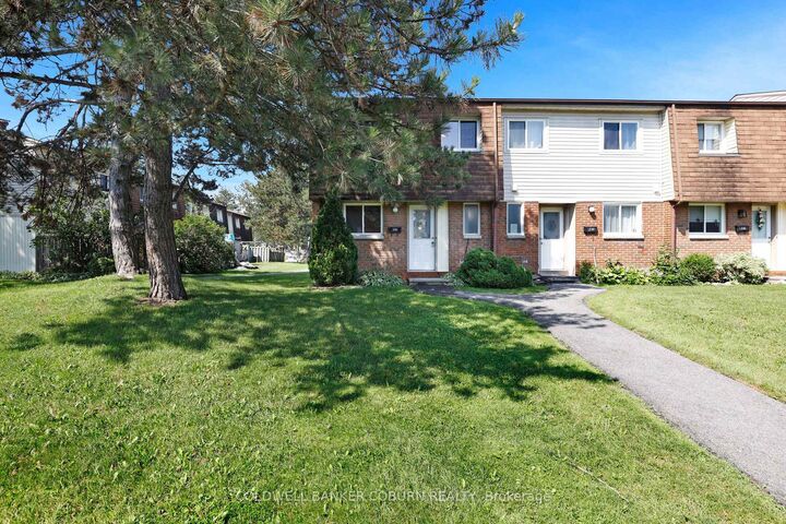 Property Photo: 23 Sonnet Crescent S 23 ON K2H 8W8