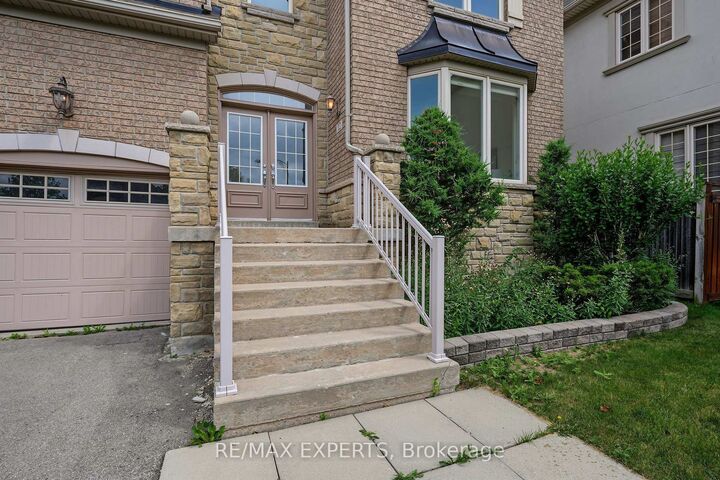 12 Sweet Valerie Court — photo 1
