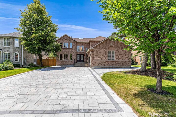 35 Harmony Hill Crescent — photo 1
