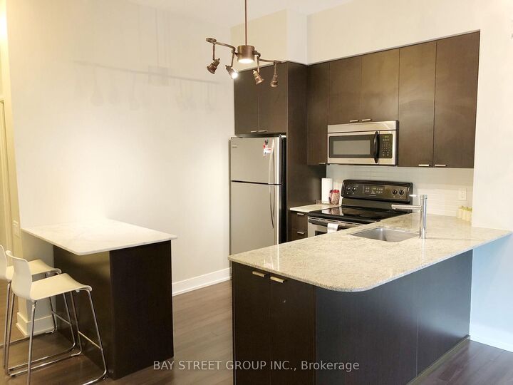 Property Photo:  23 Sheppard Avenue E 304  ON M2N 0C8 