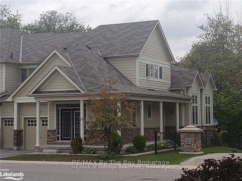 Property Photo: 45 Savannah Crescent ON L9Z 0E7