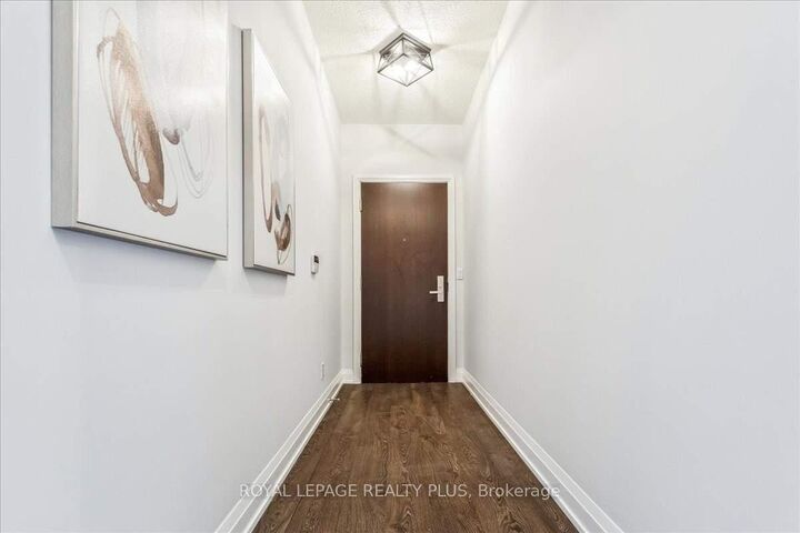 Property Photo: 65 Speers Road Ph9 ON L6K 0J1