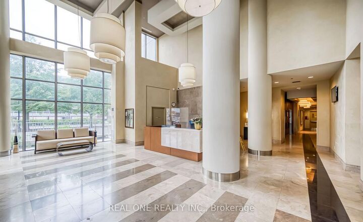 Property Photo: 60 Brian Harrison Way 2307 ON M1P 5J5