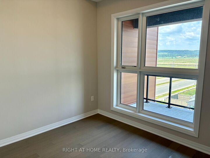Property Photo: 490 Gordon Krantz Avenue 601 ON L9E 1Z5
