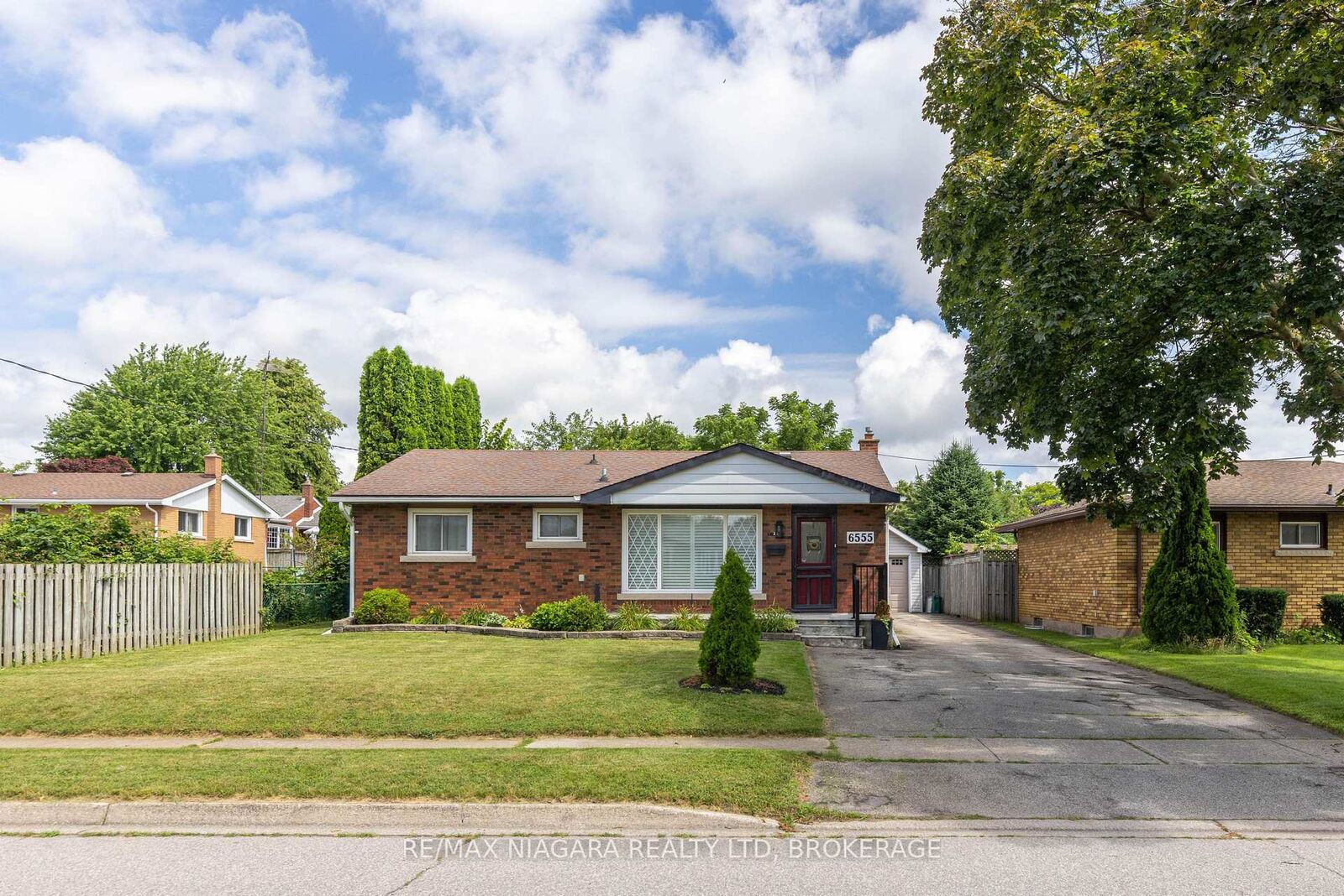 Property Photo:  6555 Doreen Drive  ON L2E 5K6 