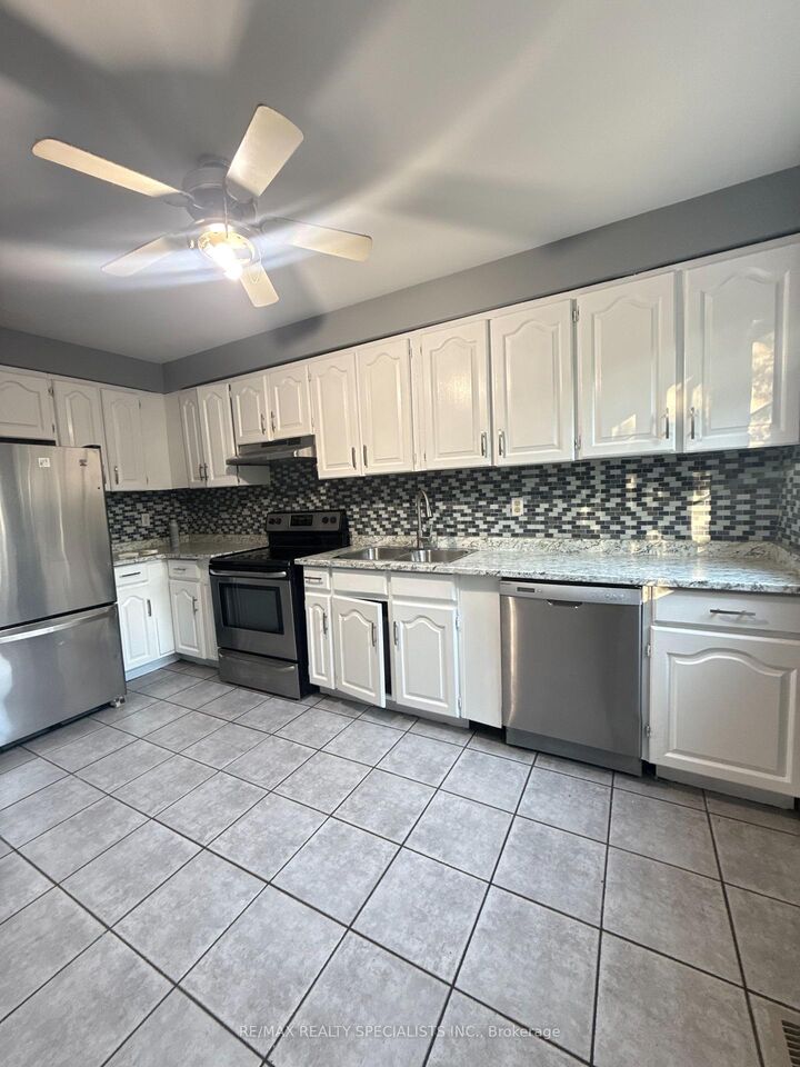Property Photo: 9800 McLaughlin Road 51 ON L6X 4R1