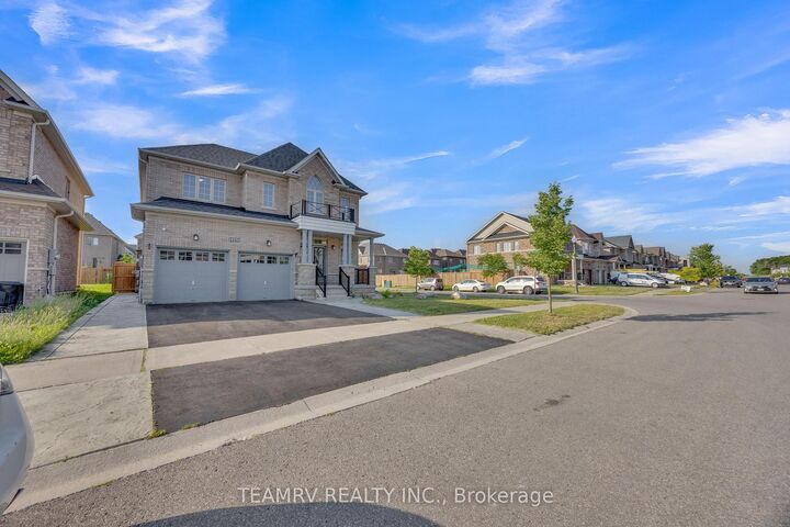 Photo de la propriété:  1161 Upper Thames Drive  ON N4T 0L4 