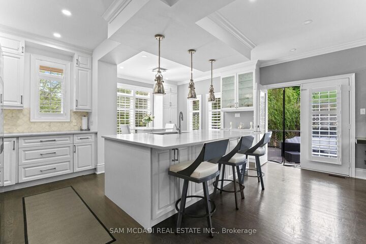 Property Photo:  29 Delrosa Way  ON L8E 6E5 