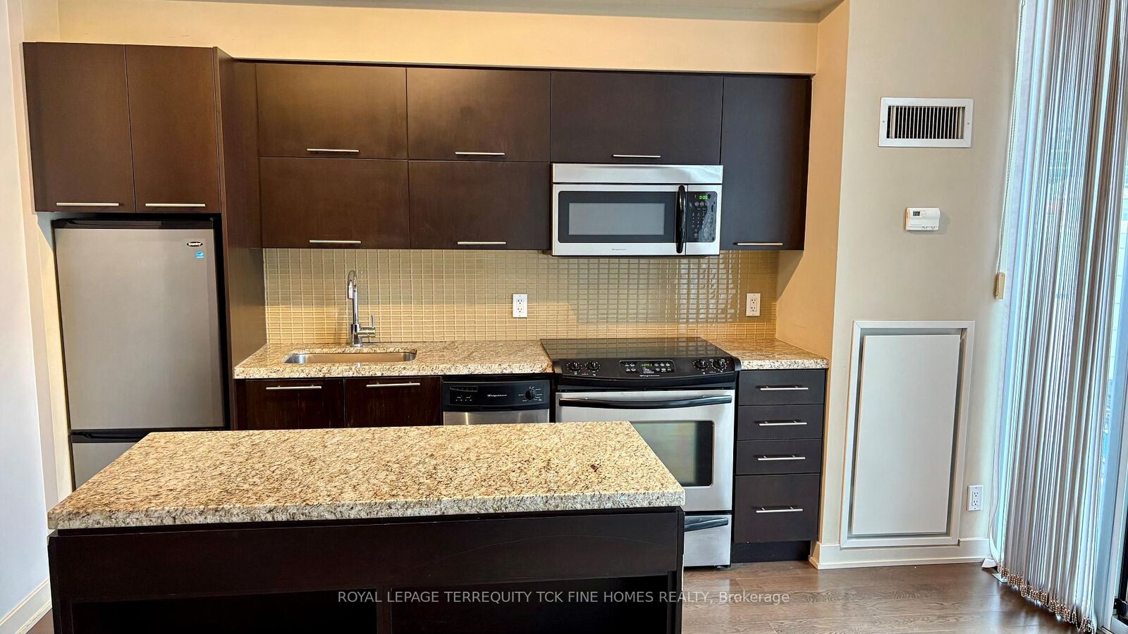 Photo de la propriété:  21 Nelson Street 707  ON M5V 3H9 