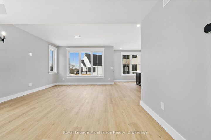 Property Photo: 3 Merriman Court ON K0K 1S0