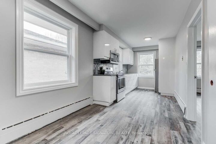 Property Photo:  31 Elma Street 3  ON M8V 1X9 