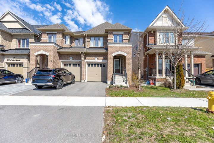 130 Ice Palace Crescent — photo 1