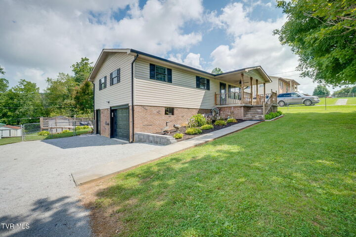 Property Photo: 1403 Charity Hill Road TN 37643