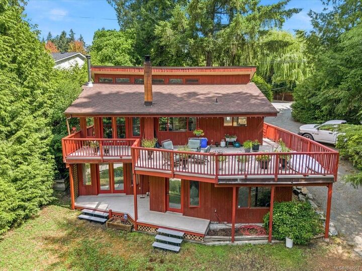 1071 Old Victoria Rd — photo 1