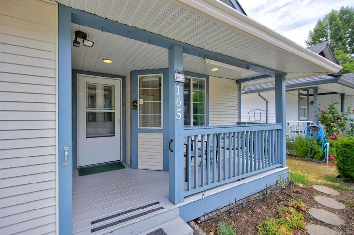 Property Photo: 202 31st St #165 BC V9N 9E2