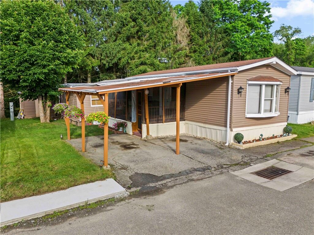 Property Photo:  338 Festival Road  PA 15301 