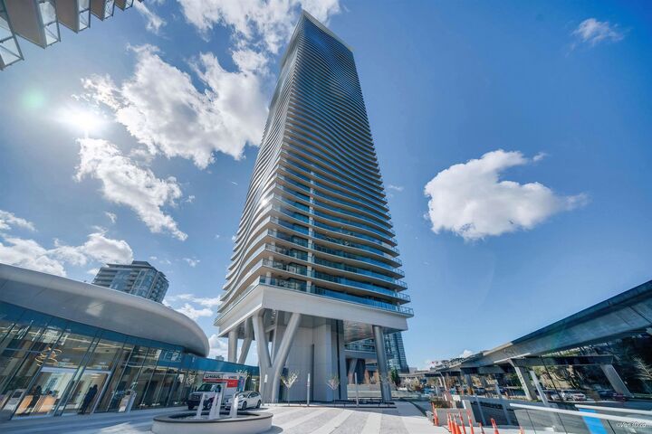 4880 Lougheed Highway 4906 — photo 1