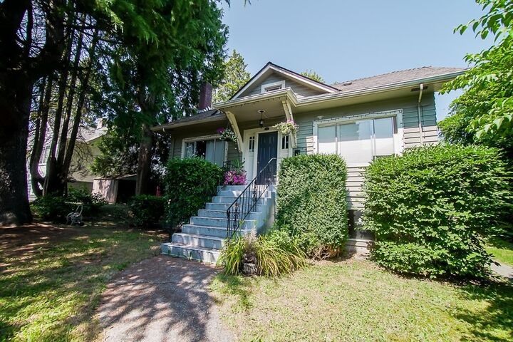 807 Sangster Place — photo 1