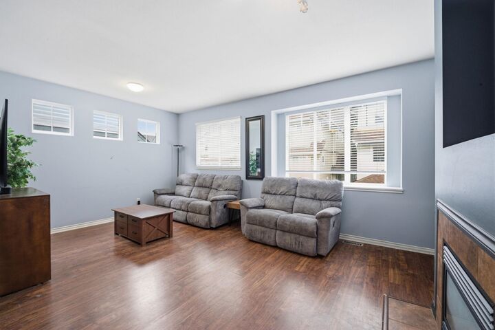 Property Photo:  20582 67 Avenue 5  BC V2Y 3B2 
