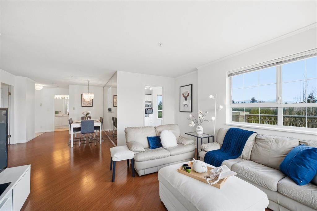 Property Photo:  15268 105 Avenue 407  BC V3R 0W8 