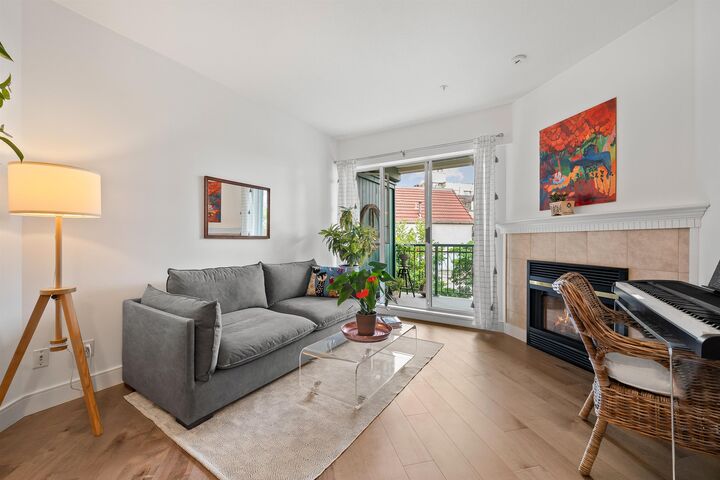 1928 Nelson Street 304 — photo 1