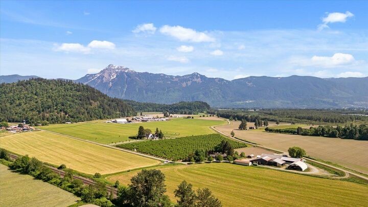 Property Photo: 4602 Hunt Road BC V0M 1A3