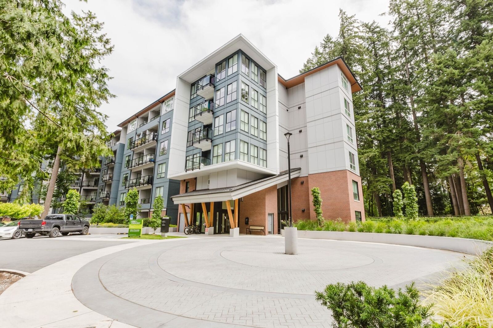 Property Photo: 3480 146A Street 418 BC V4P 0H6