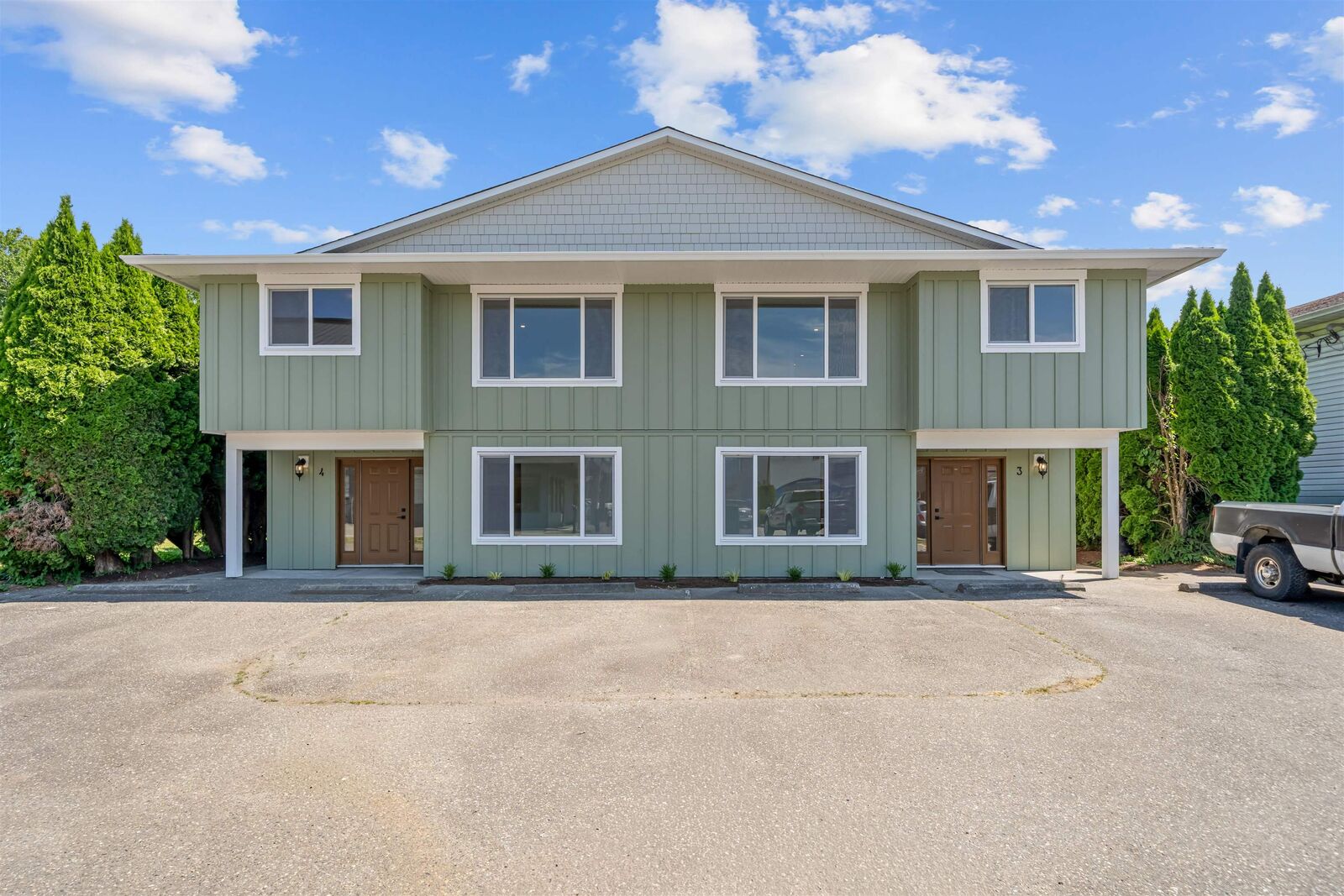 Property Photo:  45741 Britton Avenue 3  BC V2R 3T6 