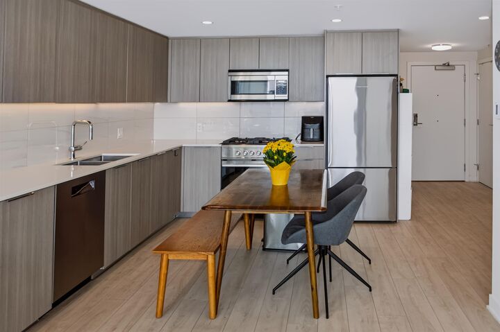 Property Photo: 1401 Hunter Street 405 BC V7J 0E2