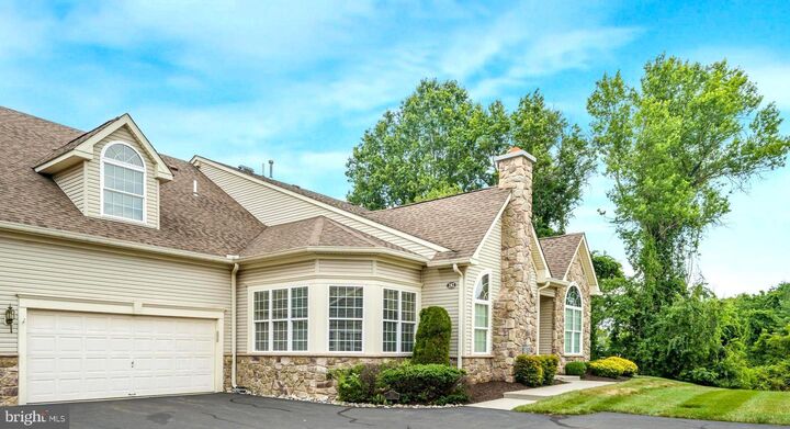Property Photo:  282 Willow Drive  PA 18940 