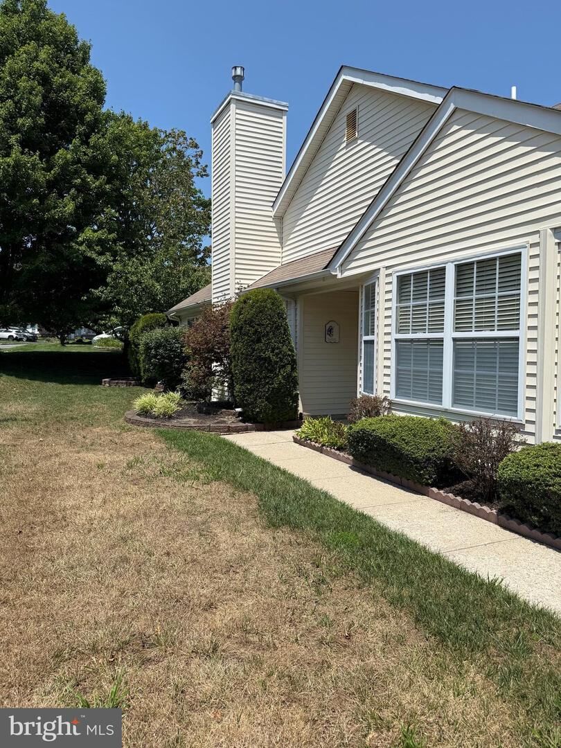 Property Photo:  2 Wellington Lane  NJ 08701 