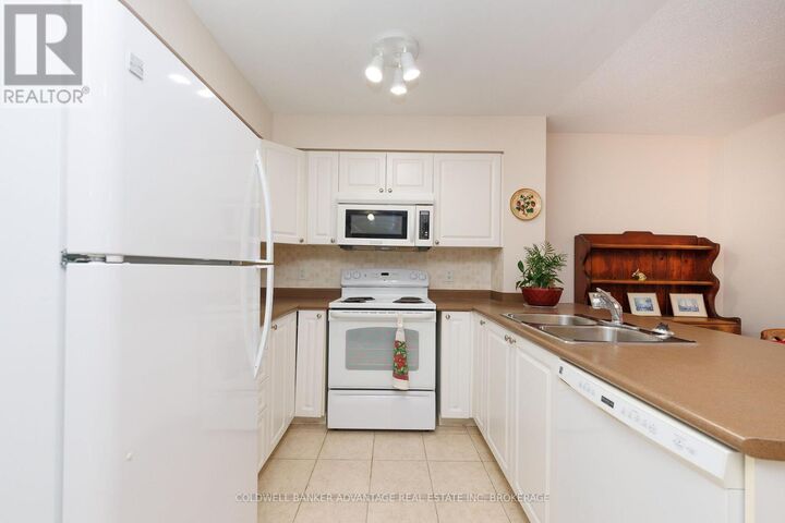 Property Photo:  330 Prince Charles Drive South 1208  ON L3C 7B3 
