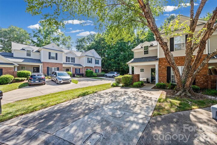 Property Photo: 1536 Anthem Court NC 28205