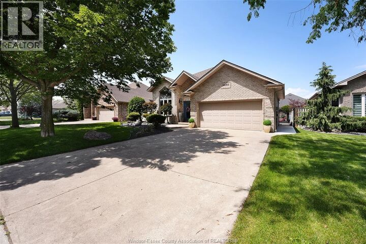 Property Photo: 9692 Manitou Crescent ON N8P 1N9