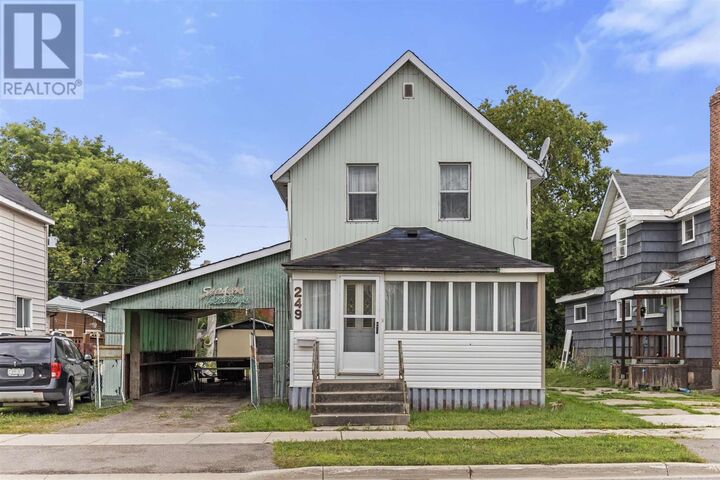 Property Photo:  249 John St  ON P6A 1P4 