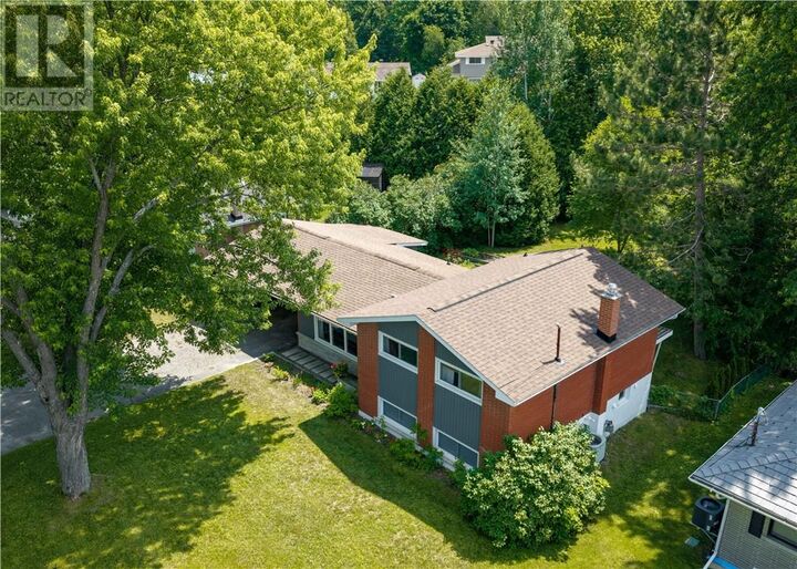Property Photo:  1949 Millwood Crescent  ON P3E 2T3 