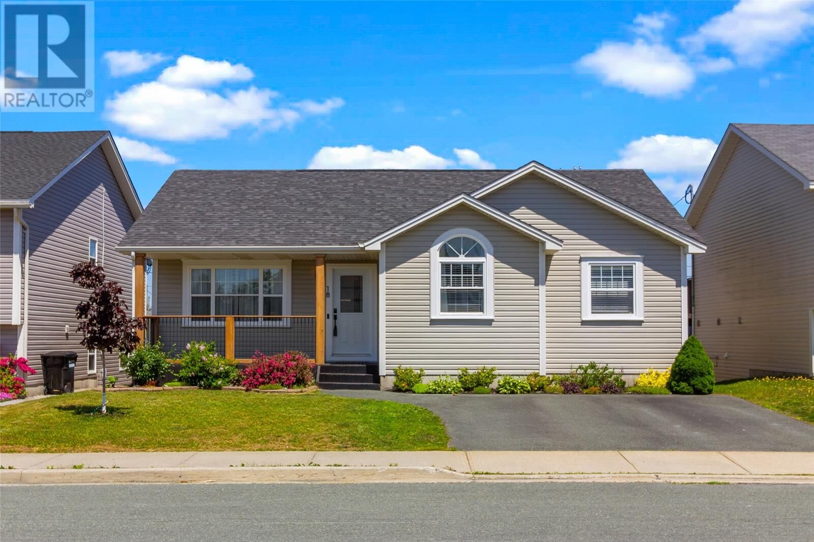 Property Photo: 18 Julieann Place NL A1A 5Z5