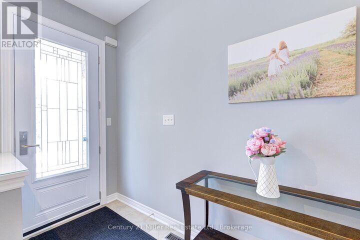 Property Photo: 3202 Epworth Crescent ON L6M 0B2