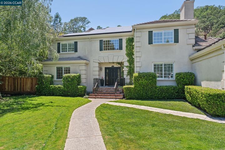 Property Photo:  136 Lark Court  CA 94507 
