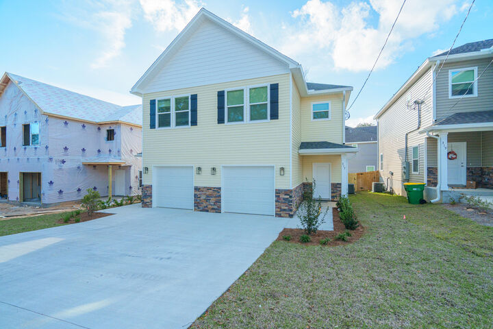 Property Photo:  317 Allen Street  FL 32578 