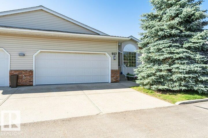 Property Photo:  957 Youville Drive NW  AB T6L 6T2 