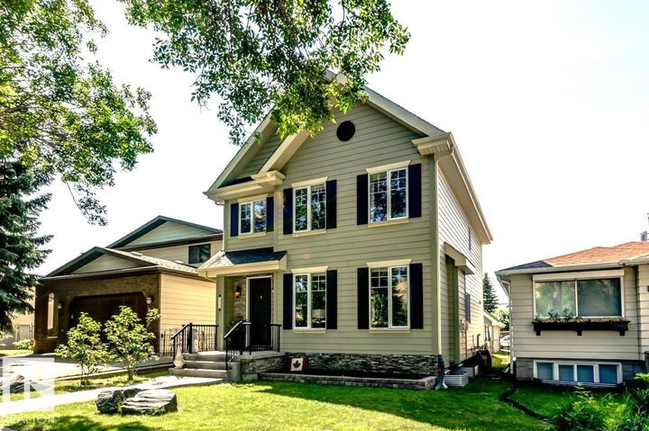 Property Photo:  8935 84 Avenue NW  AB T6C 1E3 