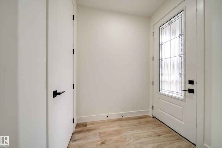 Property Photo:  8740 183 Avenue NW  AB T5Z 2K6 