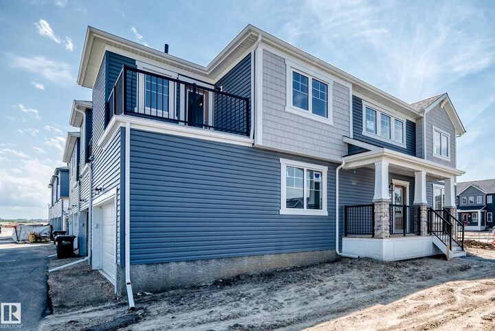 Property Photo:  1061 Wolf Willow Way  AB T8H 3B3 