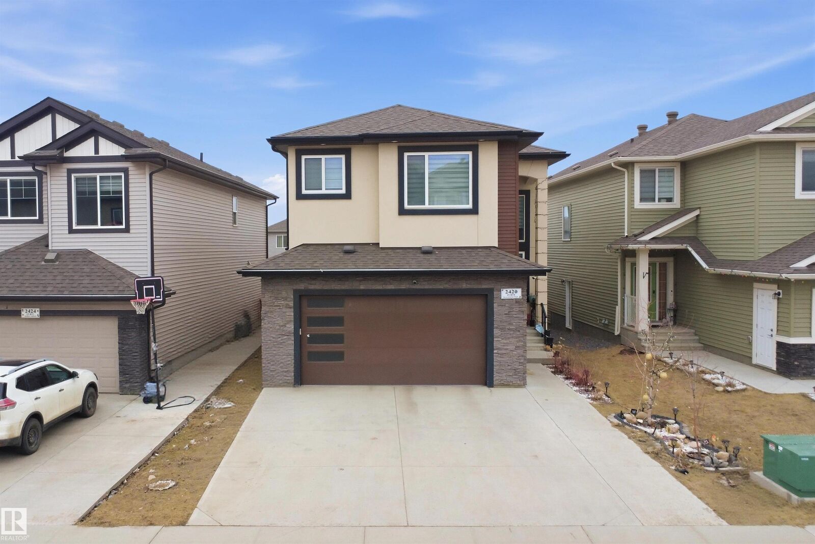 Property Photo:  2420 13 Avenue NW  AB T6T 2M7 