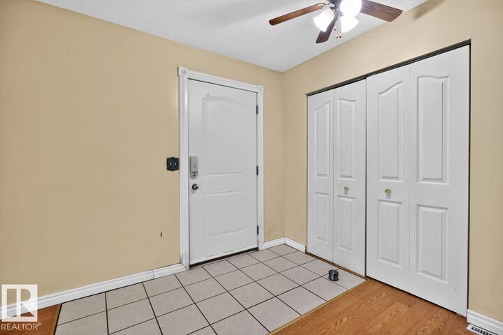 Property Photo: 52343 Rge Road 211 104 AB T8G 1A6