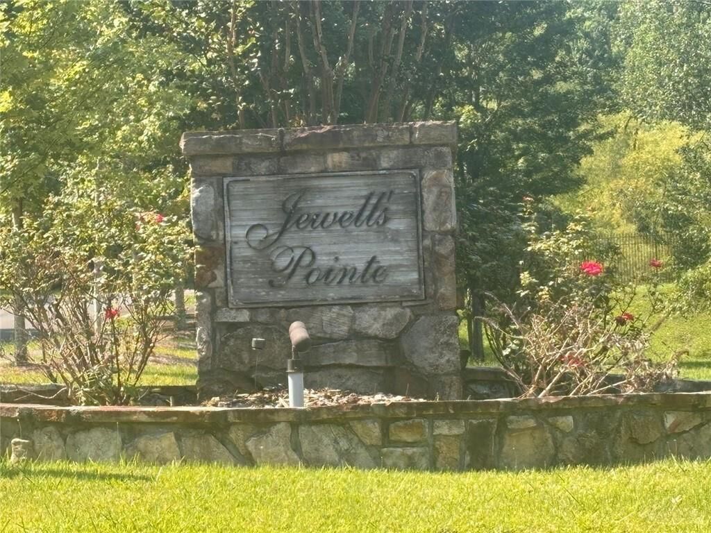 Property Photo:  13 Jewell Drive SE  GA 30161 