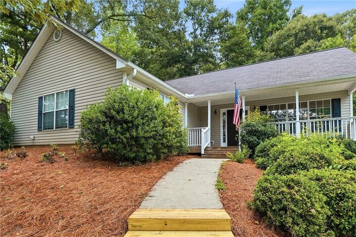 Property Photo:  5295 Harris Creek Drive  GA 30040 