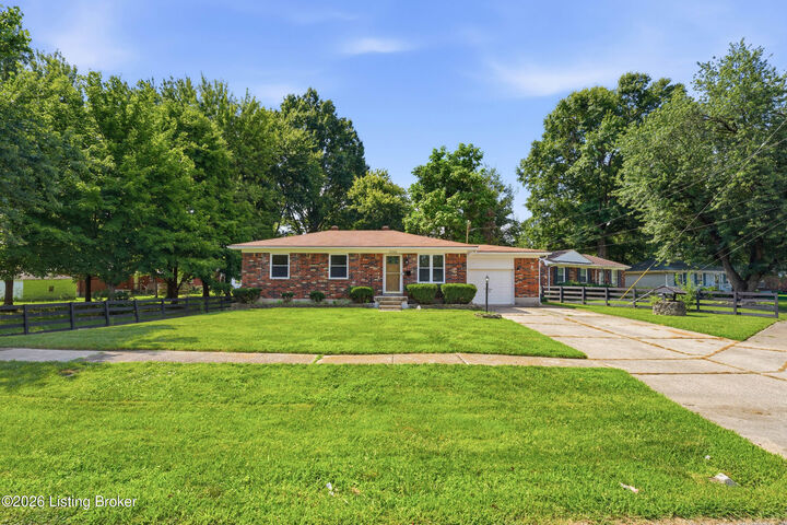 Property Photo: 3700 Templewood Dr KY 40219